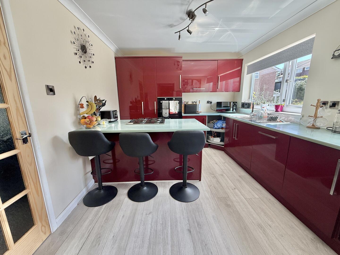 4 bed property in Bedruthan Avenue, Truro